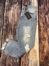 Load image into Gallery viewer, DISTRESSED ROLL UP CUFF RELAXED FIT SKINNY

